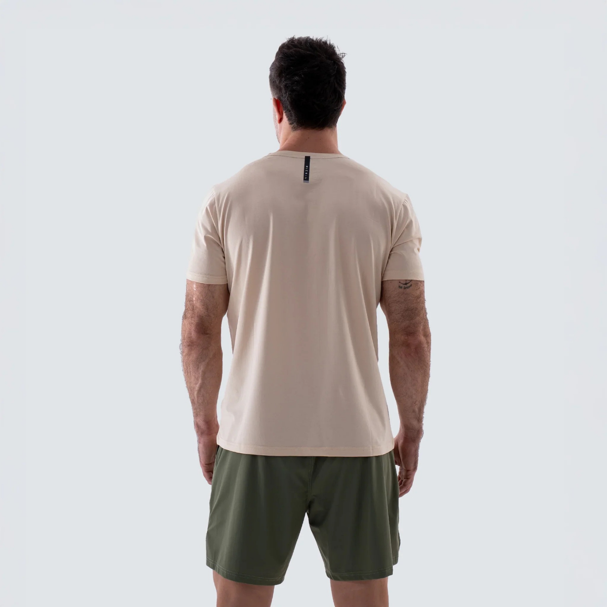Camisola Homem Essentials FY26