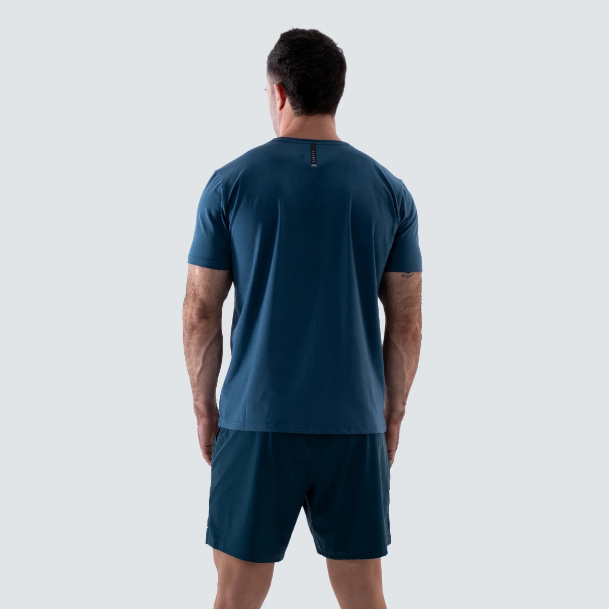 Camisola Homem Essentials FY26