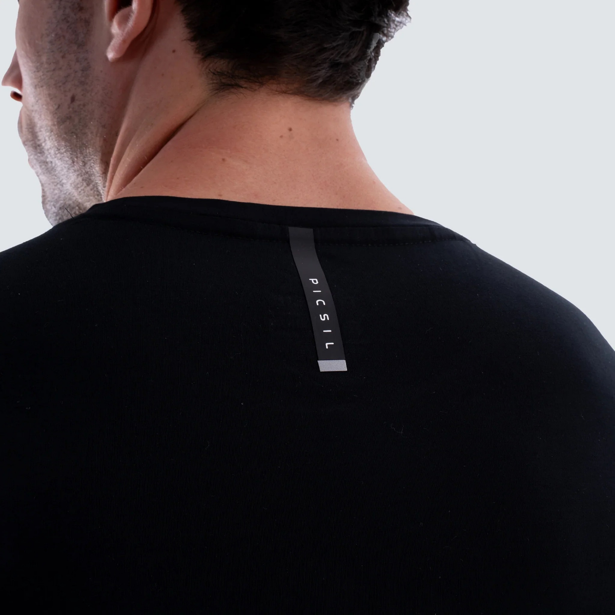 Camisola Homem Essentials FY26