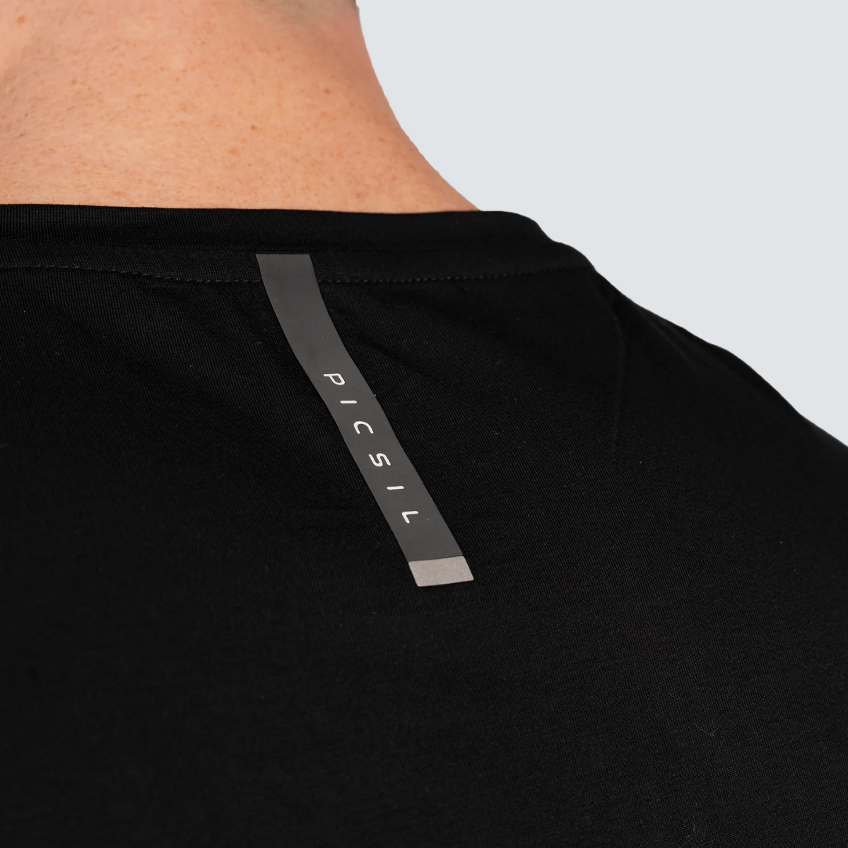 Camisola sem mangas Essential FY26